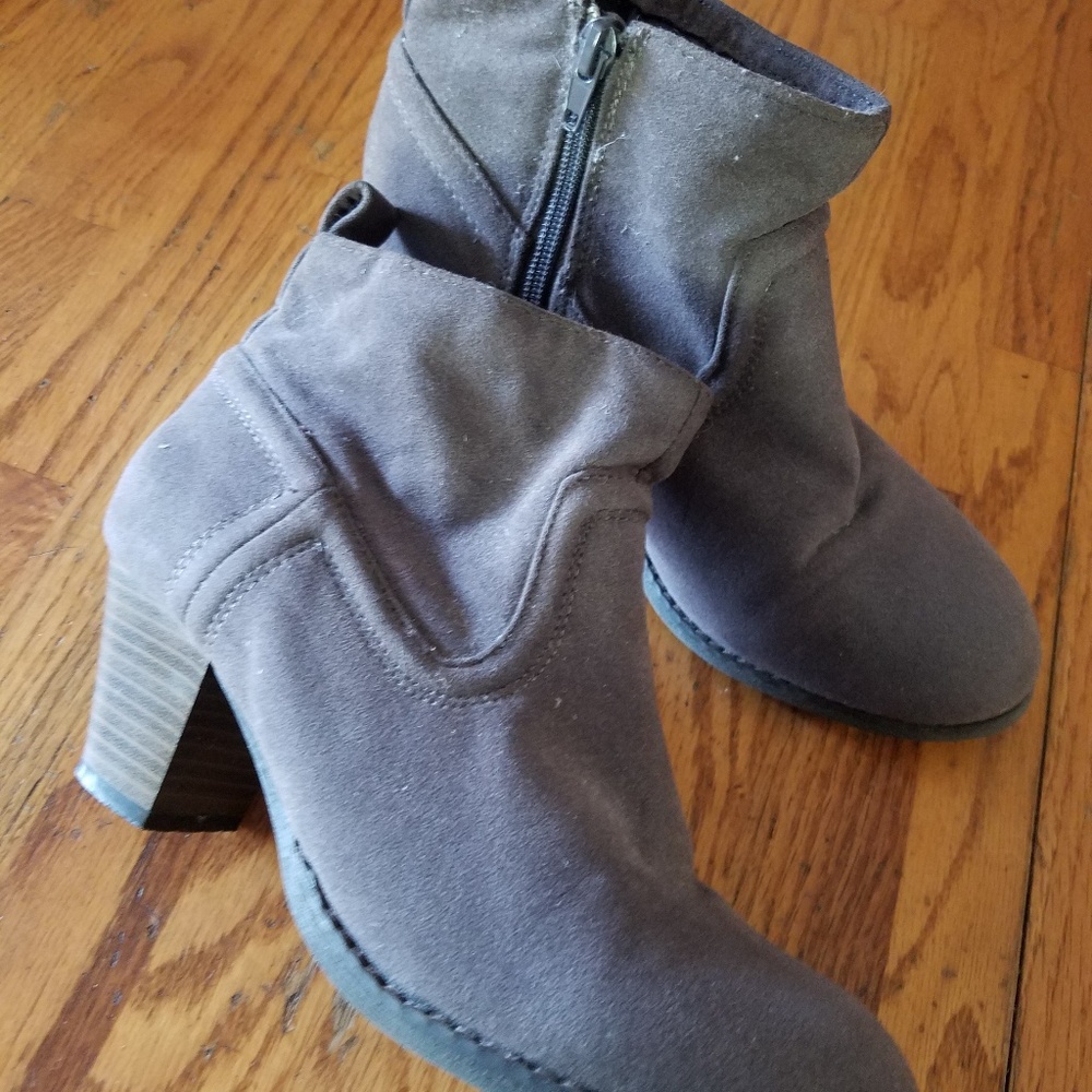 Ankle boots